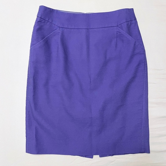 J. Crew Dresses & Skirts - J Crew cotton pencil skirt in violet (Size 4)